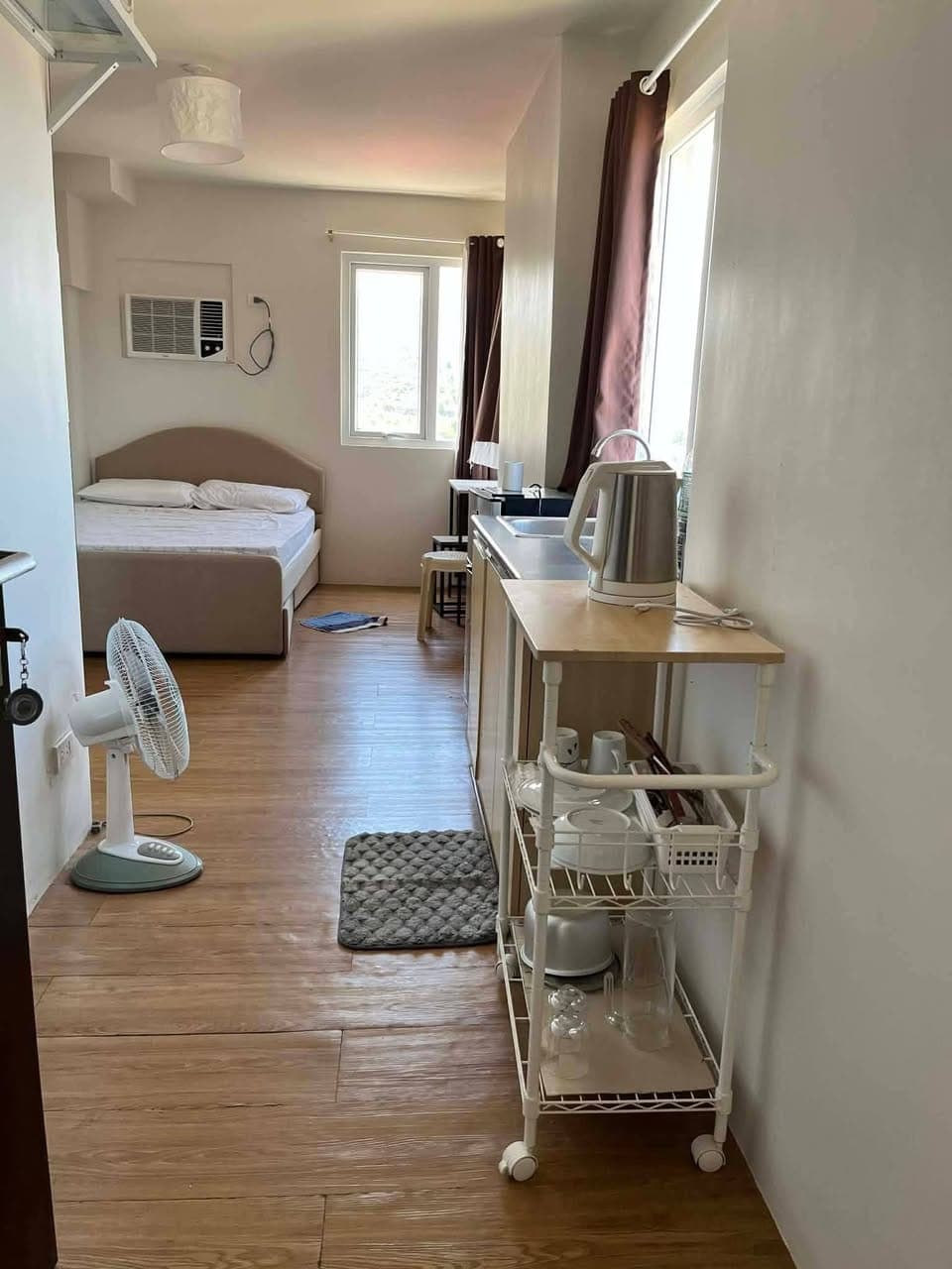 16k Studio unit for rent Near Cebu Doc, Fuente and Sotto Very Accessible situated in the center of Cebu - photo 2