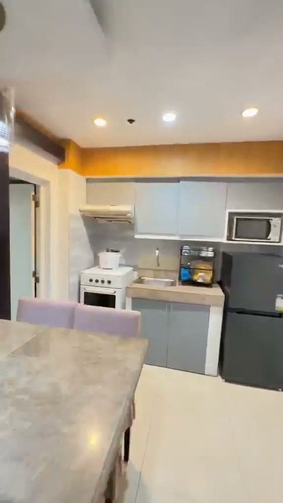 Condo unit for rent @ Victoria towers timog cor panay ave QC - photo 1