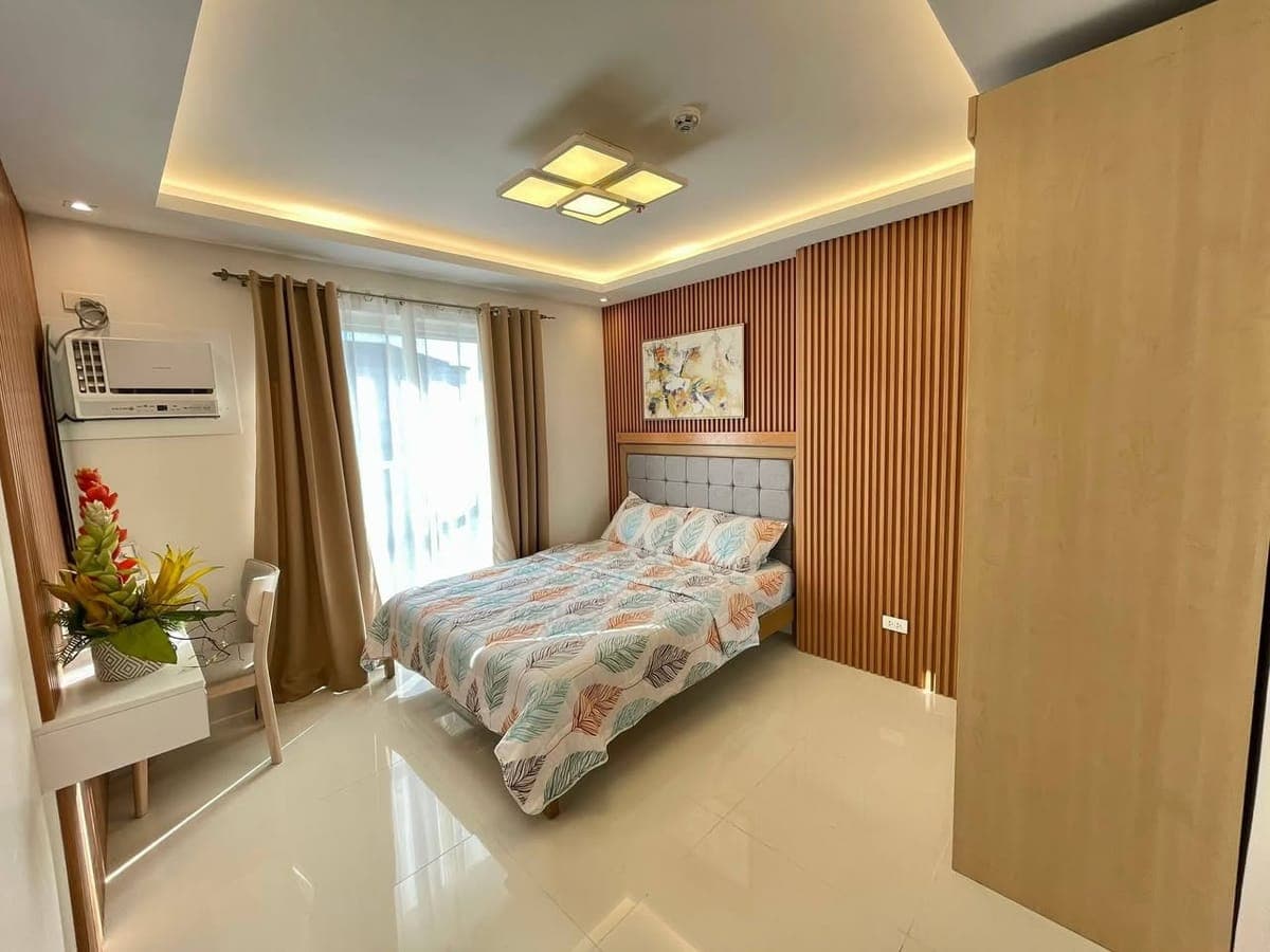 FOR RENT | ₱45,000/month | 2-BEDROOM CONDO - photo 3
