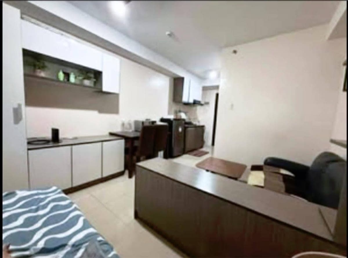 For RENT: Fully Furnished - photo 1