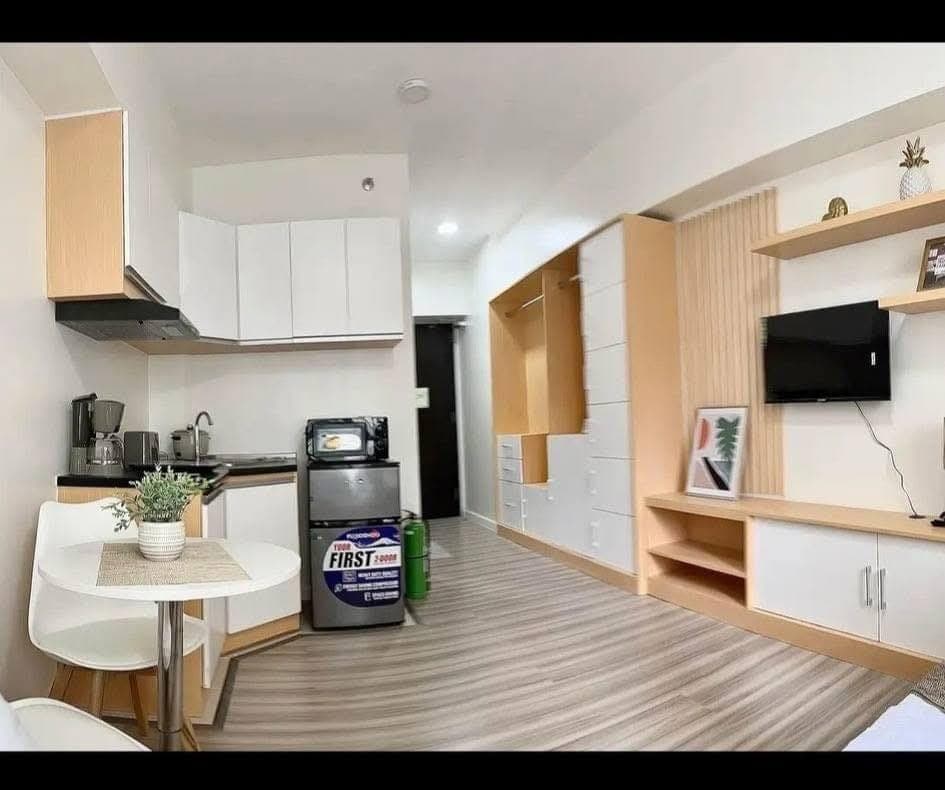 Avida Riala-T4-3rd floor- 20k including condo dues ‼️‼️ - photo 2