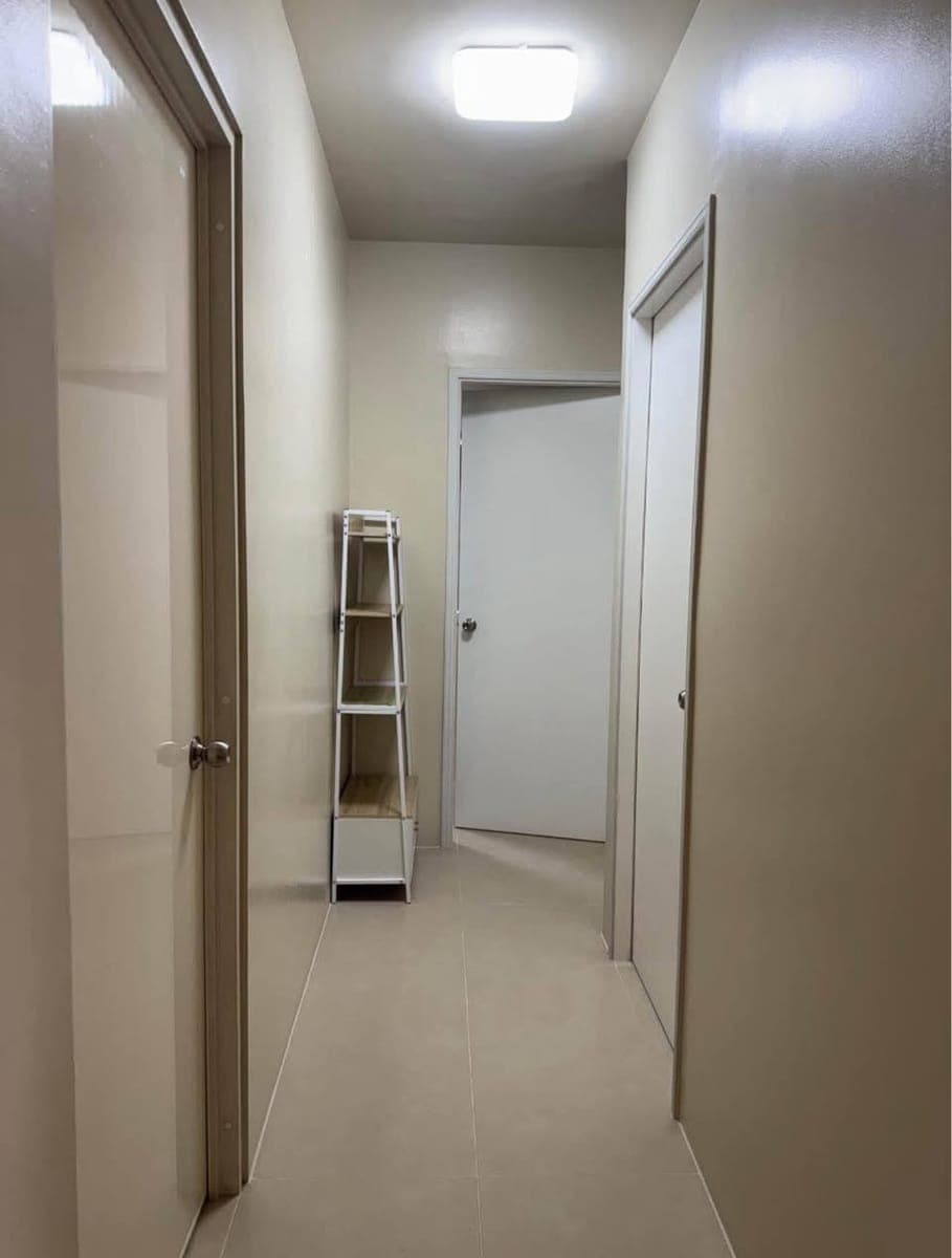 Avida Turf Tower 2 for Lease - photo 4