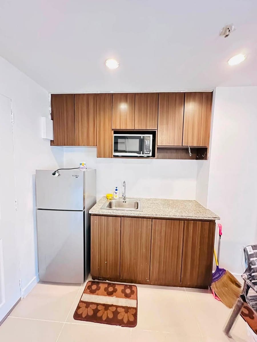 CONDO UNIT W/ PARKING FOR RENT!! - photo 3
