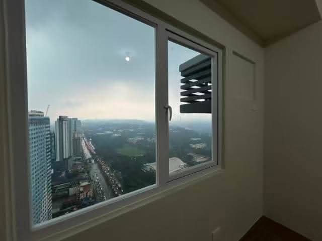 QUEZON CITY|  Condo for Rent - photo 1