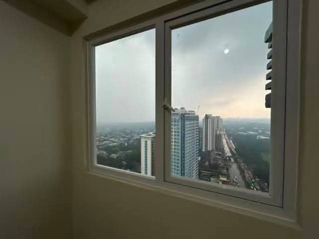 QUEZON CITY|  Condo for Rent - photo 2