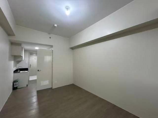 QUEZON CITY|  Condo for Rent - photo 5