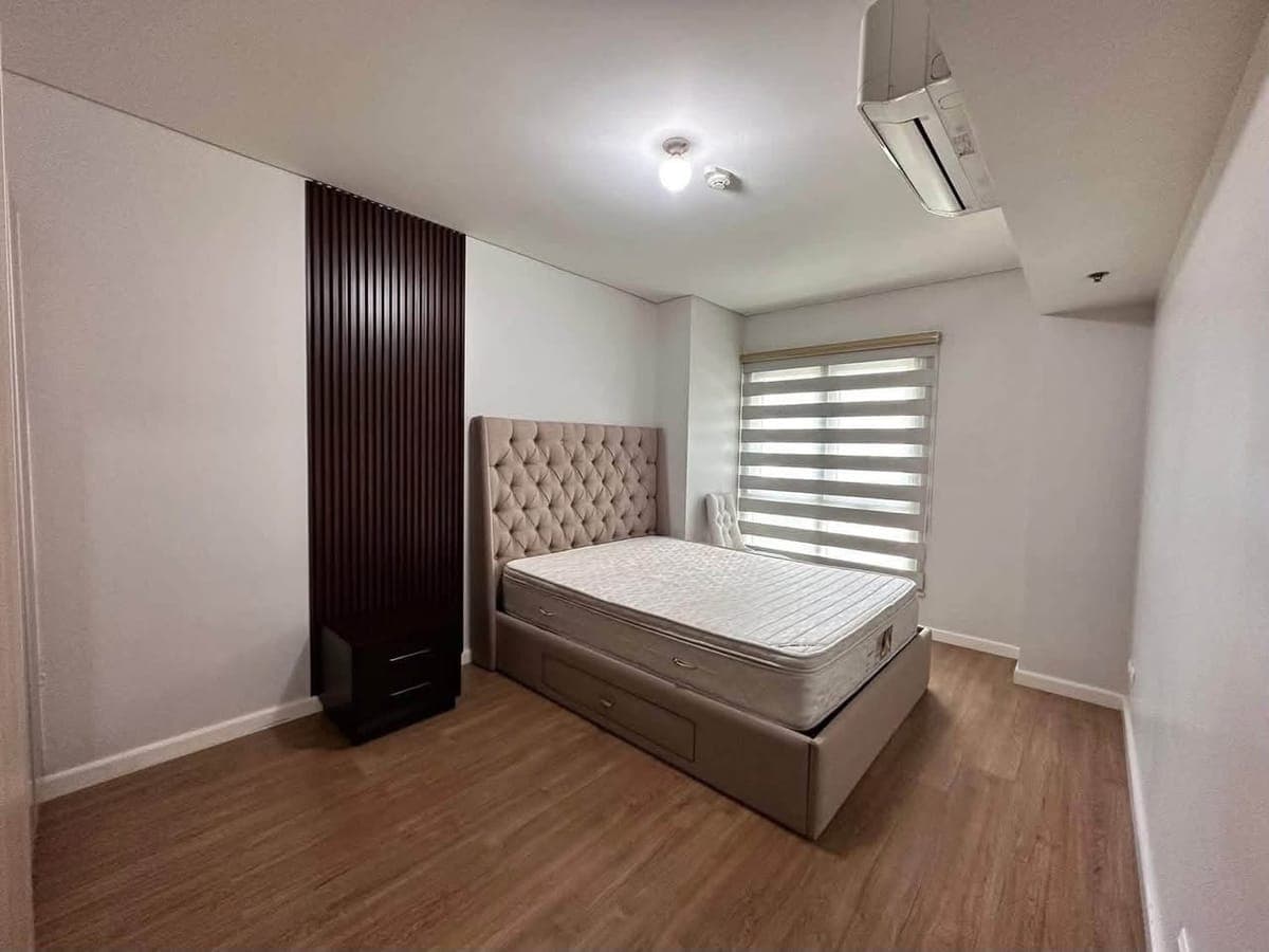 FOR RENT - photo 2