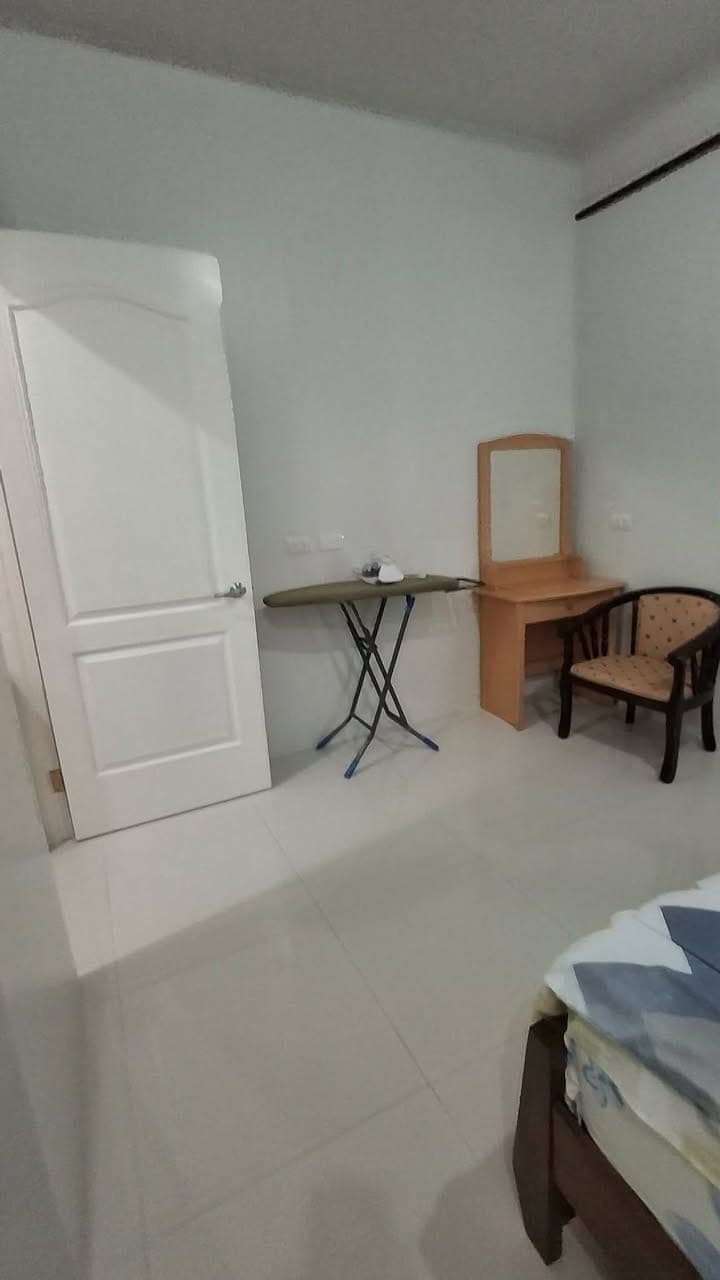 FULLY FURNISHED CONDO FOR RENT !FACING POOL 2nd floor. - photo 5
