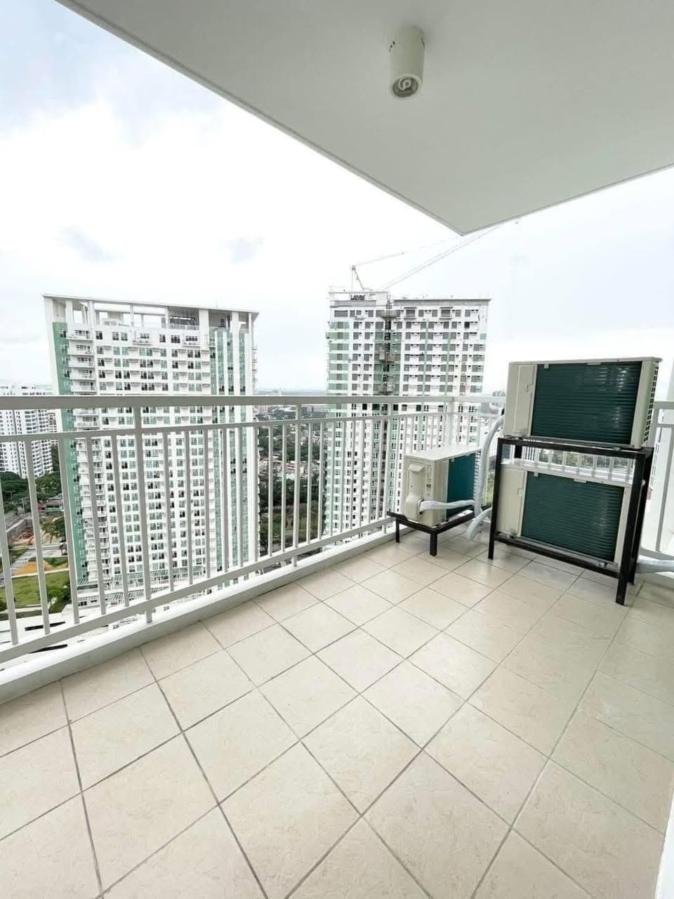 FOR RENT: 2 Bedroom at Solinea Tower 3 - photo 3