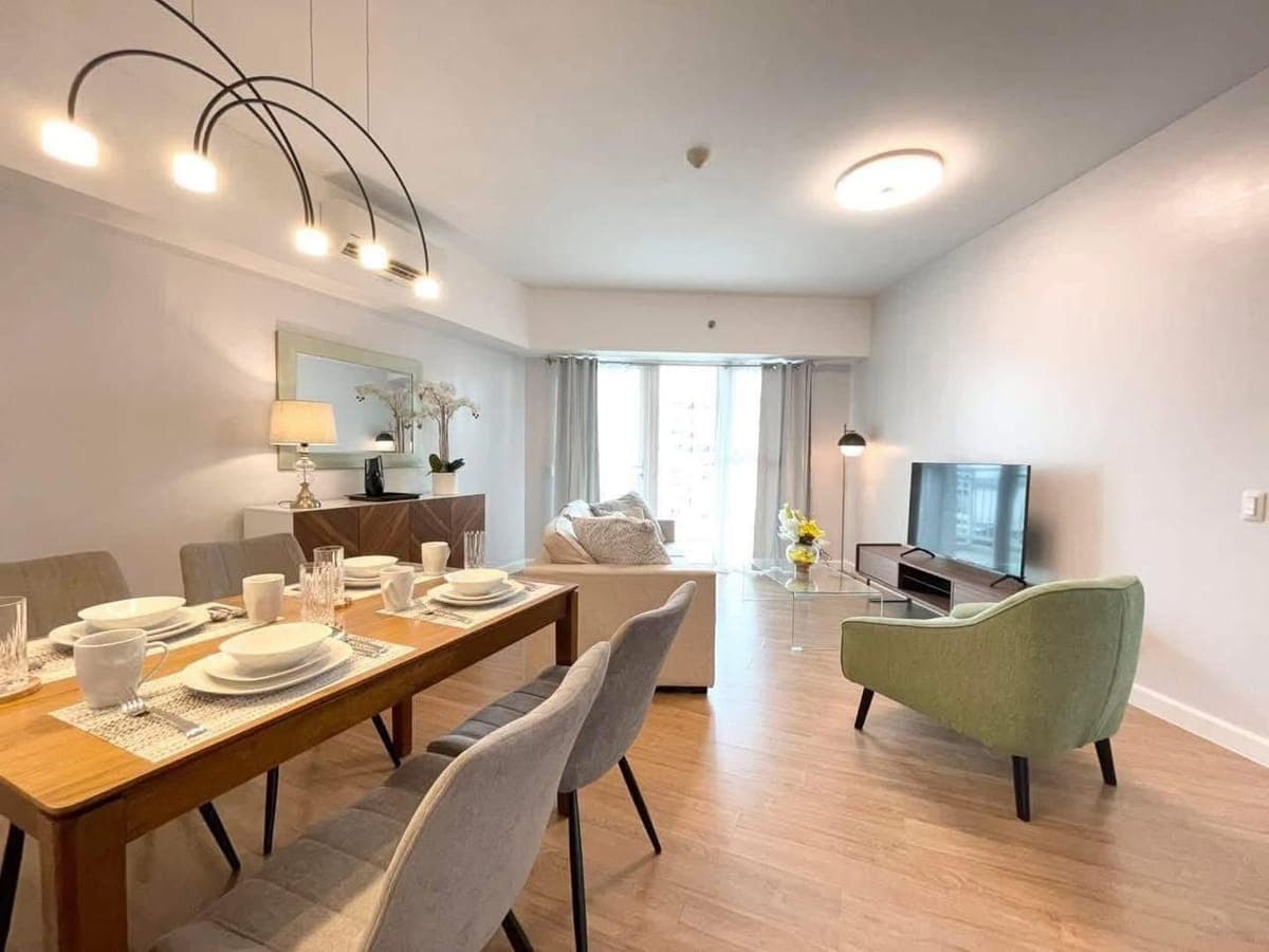 FOR RENT: 2 Bedroom at Solinea Tower 3 - photo 5
