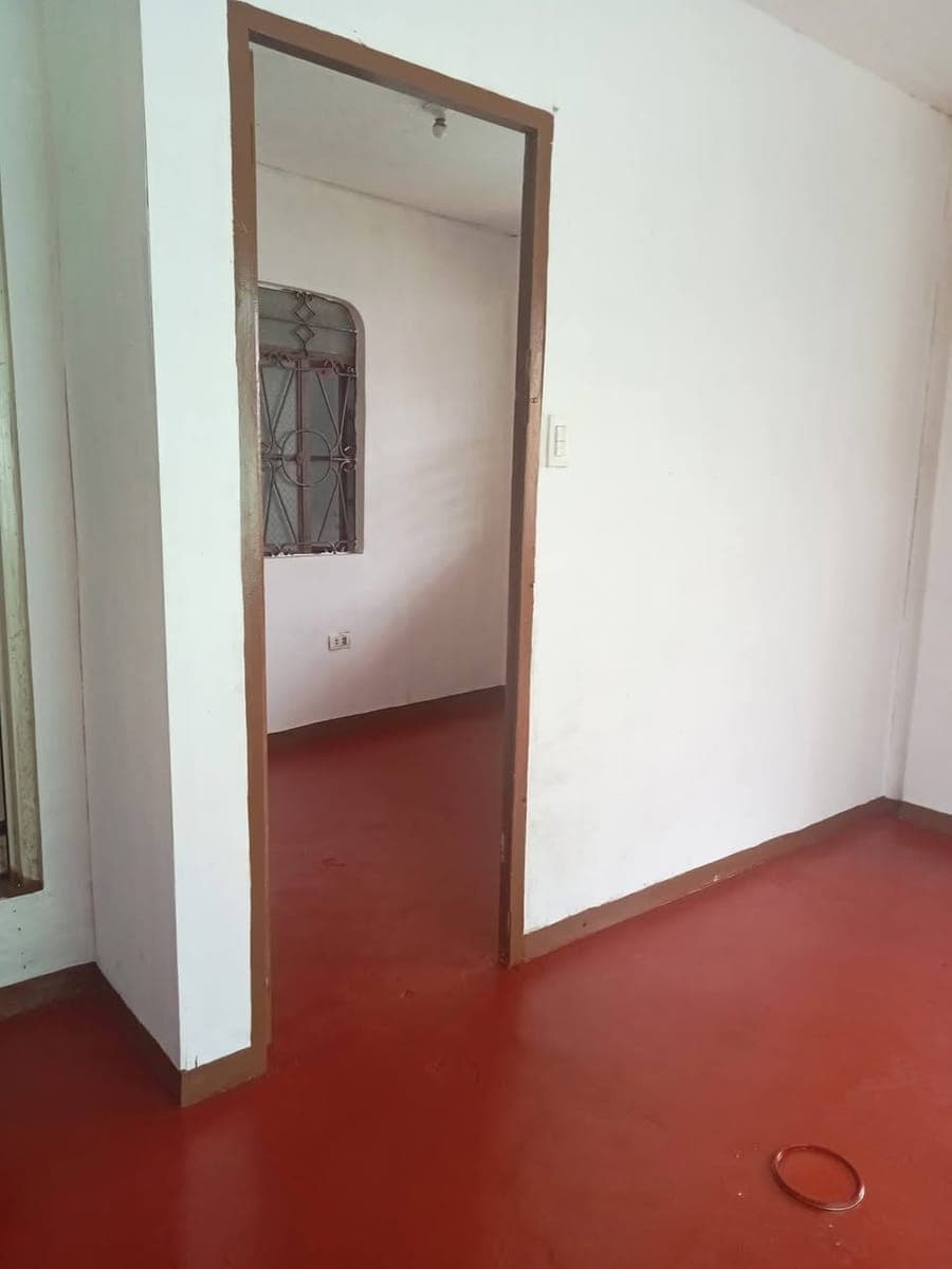 Room for Rent - photo 3