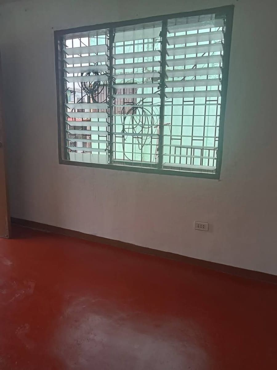 Room for Rent - photo 4
