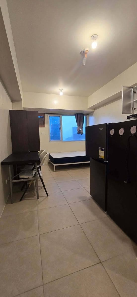 FOR LEASE - photo 1