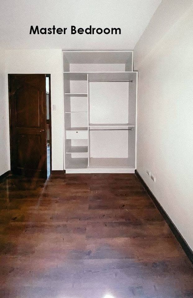 FOR RENT -- UNIT - photo 4