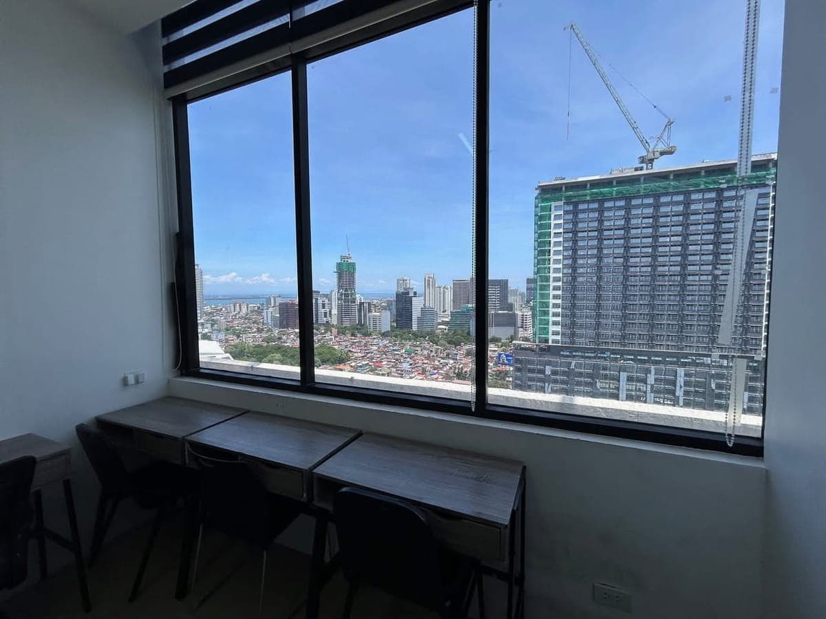 Office 20 sq meters available ASAP at Avenir Archbishop Lahug Cebu City. - photo 3