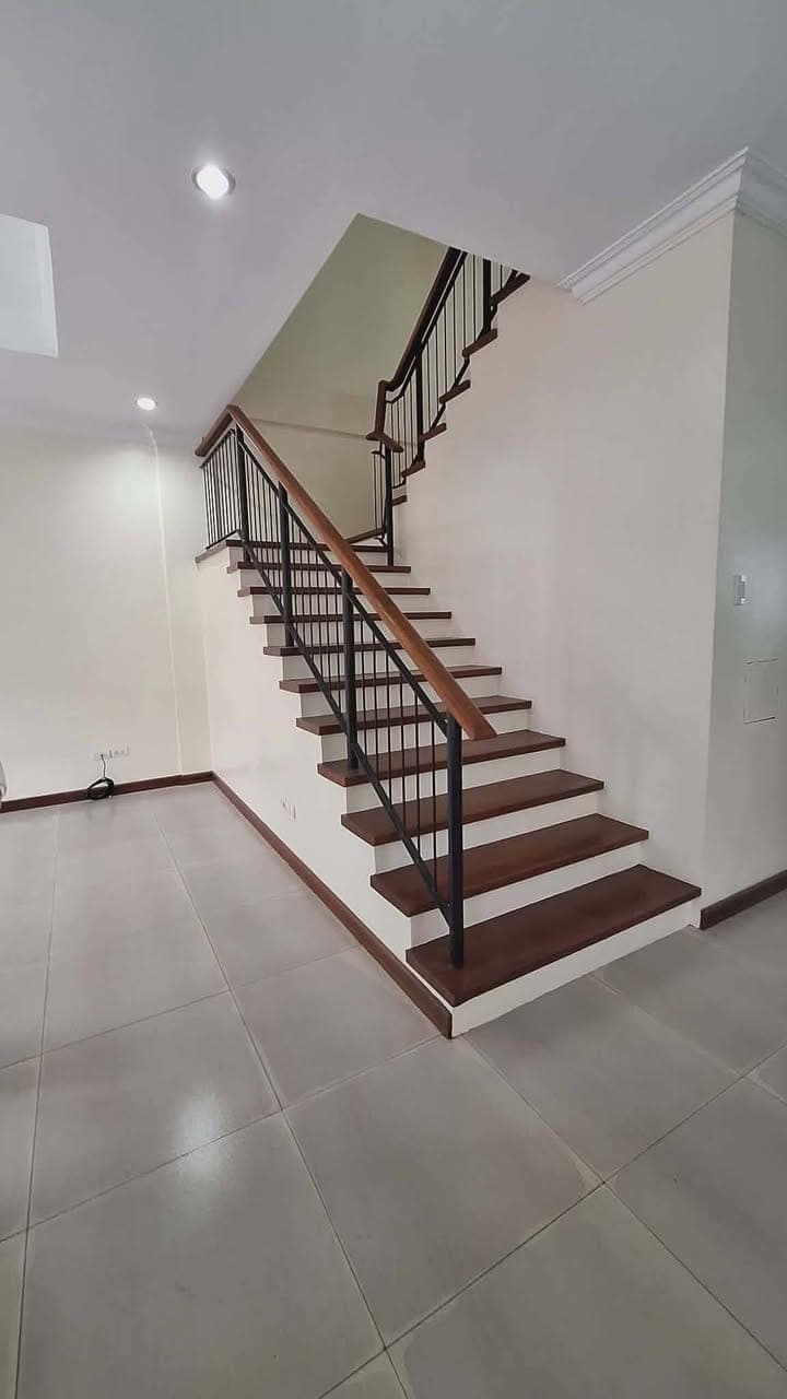 UNFURNISHED 3-BEDROOM HOUSE FOR RENT IN MABOLO, CEBU CITY - photo 2