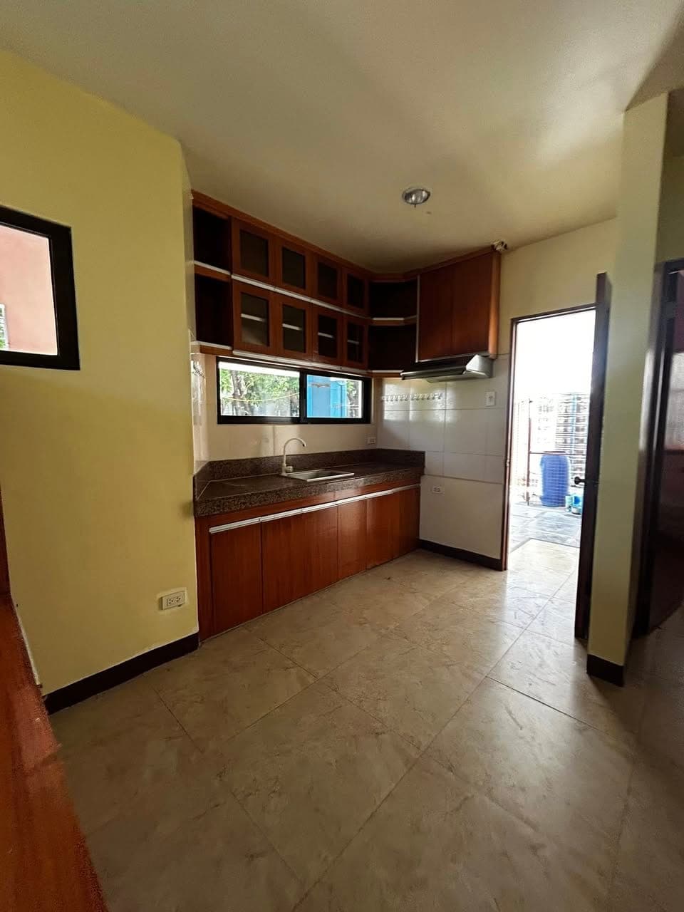 🏡 FOR RENT: House in Banilad (Near UC Banilad) - photo 5