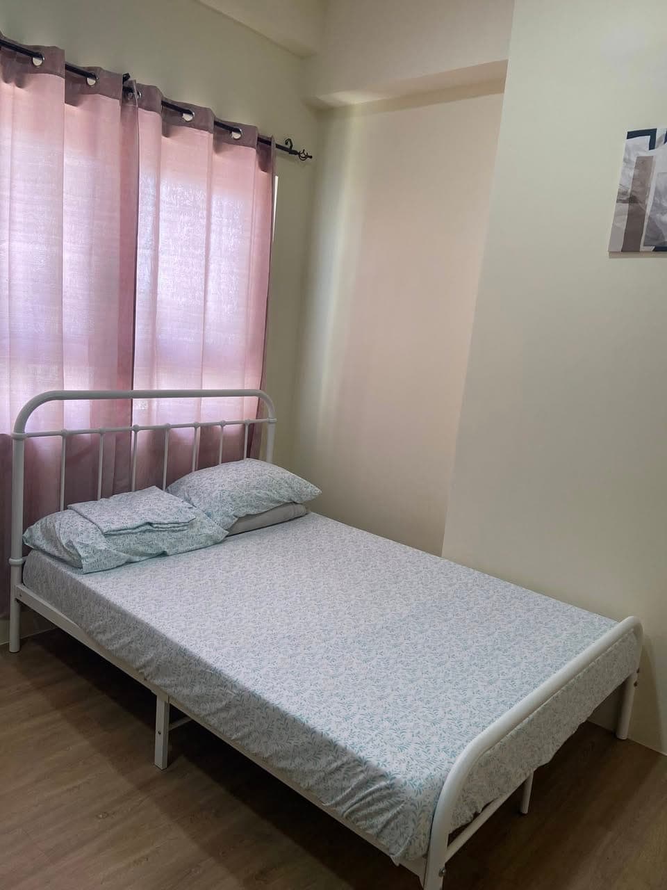 🏢 FOR RENT: Furnished Studio Unit with Balcony ‼️ - photo 1