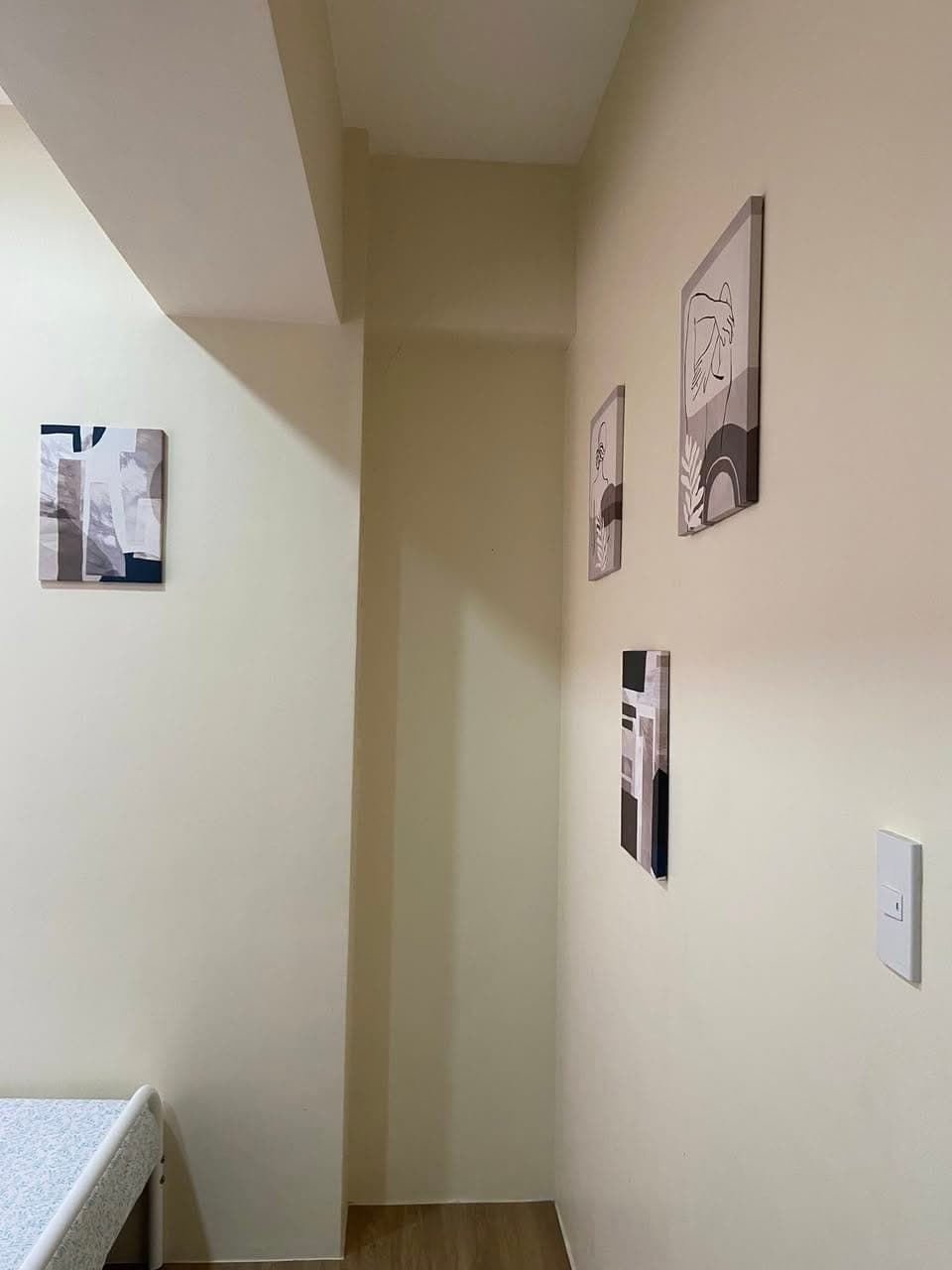🏢 FOR RENT: Furnished Studio Unit with Balcony ‼️ - photo 3