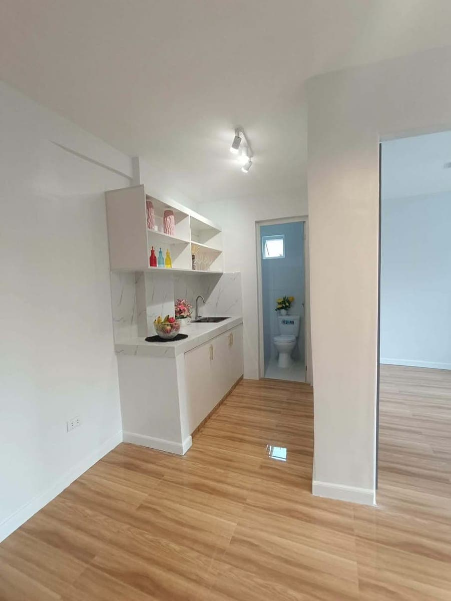 🔥 LAST UNIT LEFT! BE THE FIRST TO LIVE IN THIS BRAND NEWLY RENOVATED APARTMENT! 🔥 - photo 4