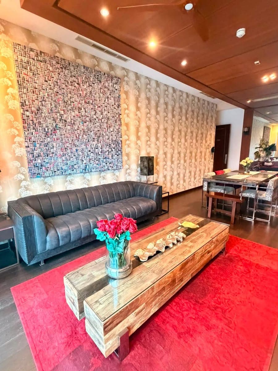 Trump Tower for Lease/Sale - photo 2