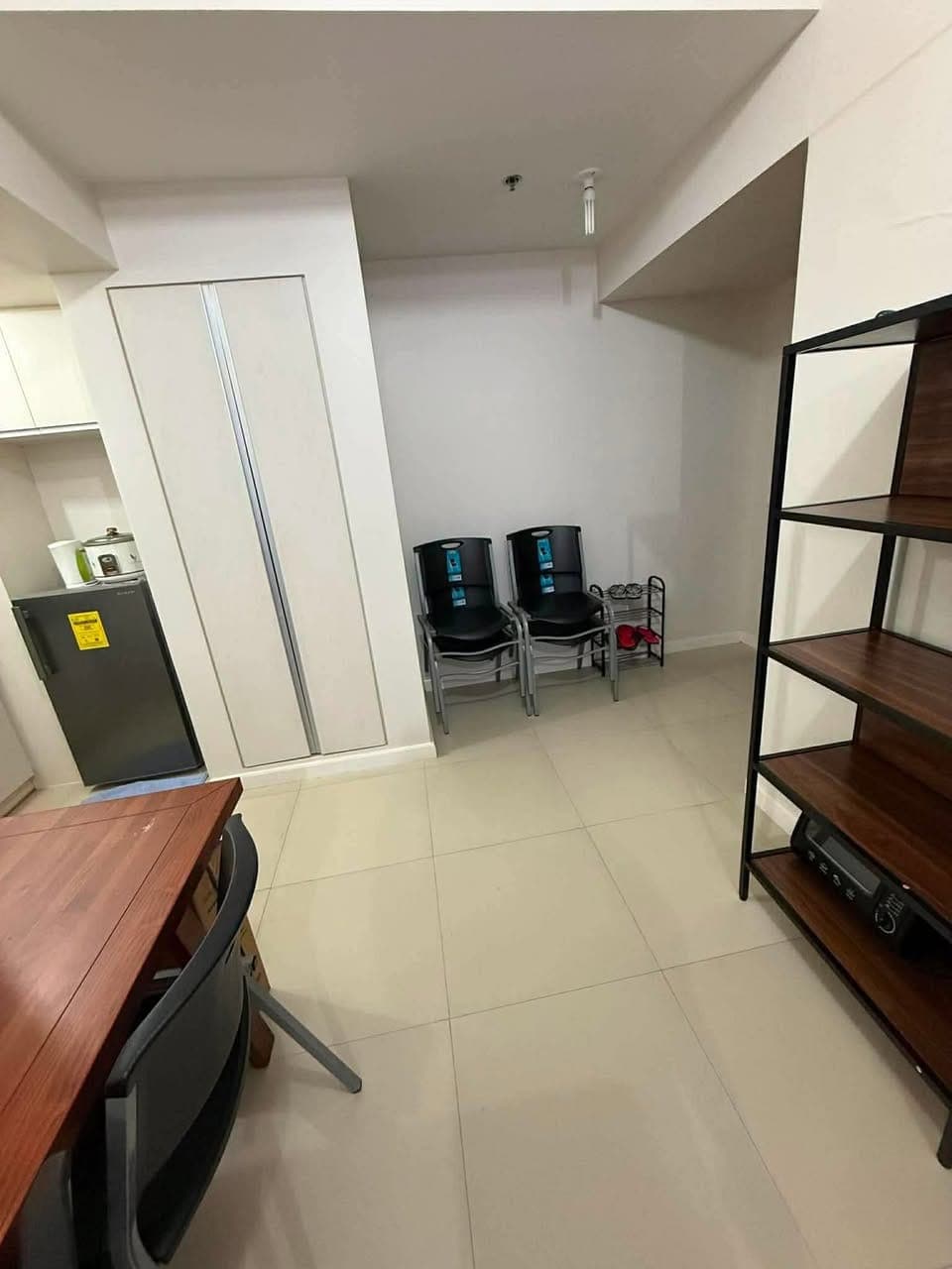 ✨ FOR RENT — High Floor 1BR Condo Unit ✨ - photo 4