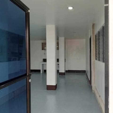 Three - Bedroom Apartment for rent in Cebu City - photo 3