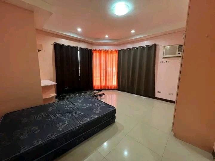 🏡HOUSE FOR RENT WITH GARDEN IN BANILAD - photo 3