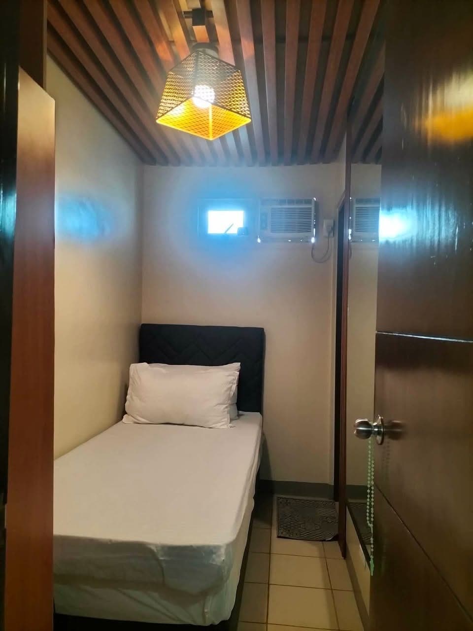 2BR Fully Furnished Unit for Rent - photo 1