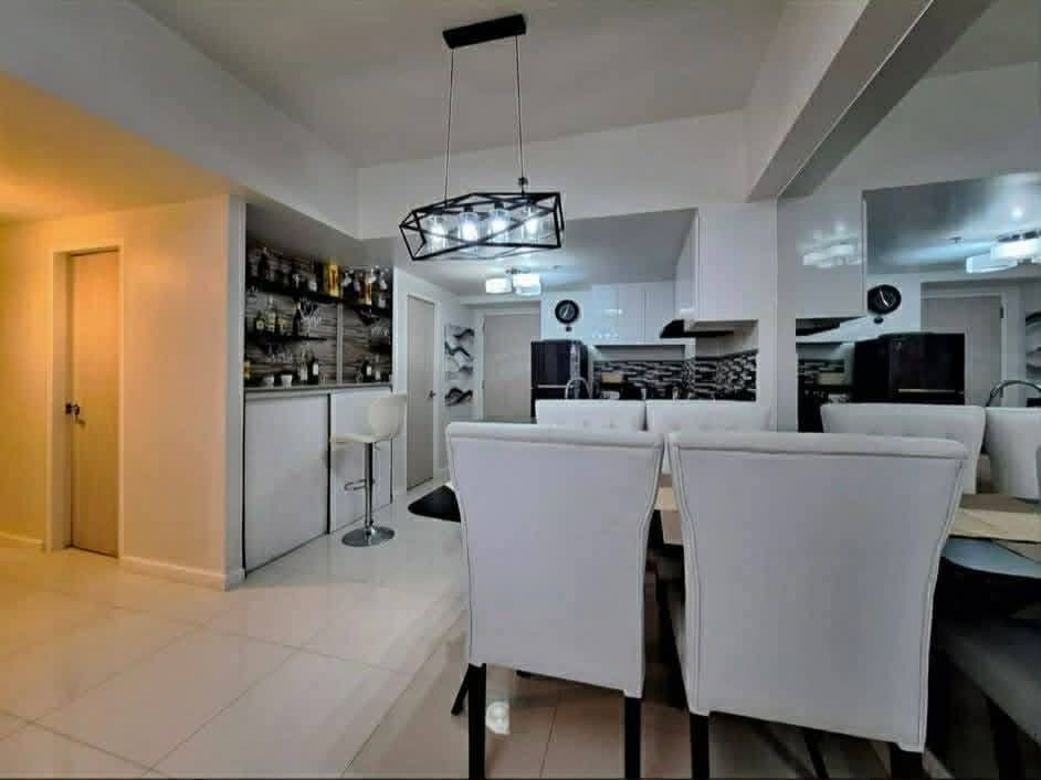 3BR Mandani Bay Suites Condo for Rent 66K Only w/ Parking - photo 2