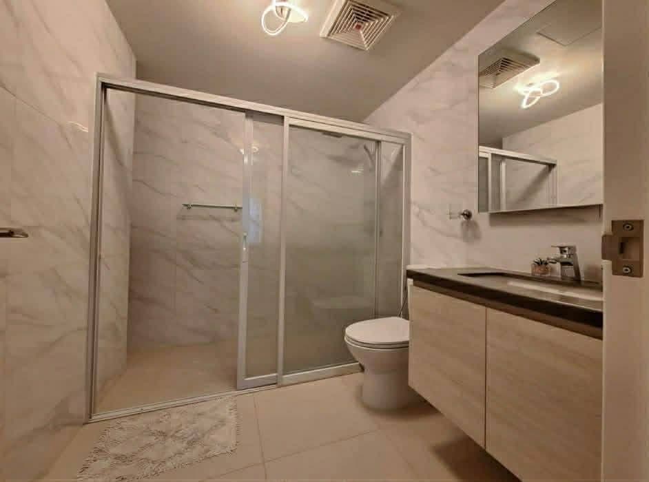 3BR Mandani Bay Suites Condo for Rent 66K Only w/ Parking - photo 5