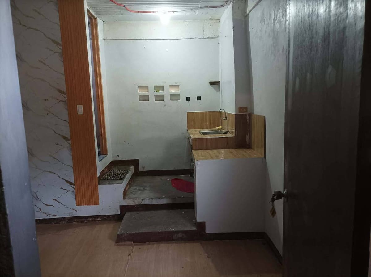 APARTMENT FOR RENT (1 bedroom with CR) sa 22 Sto. Niño Street South Signal Village Taguig City. - photo 2