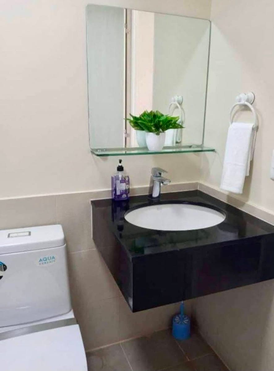 Condo Unit for Rent in BGC - photo 5