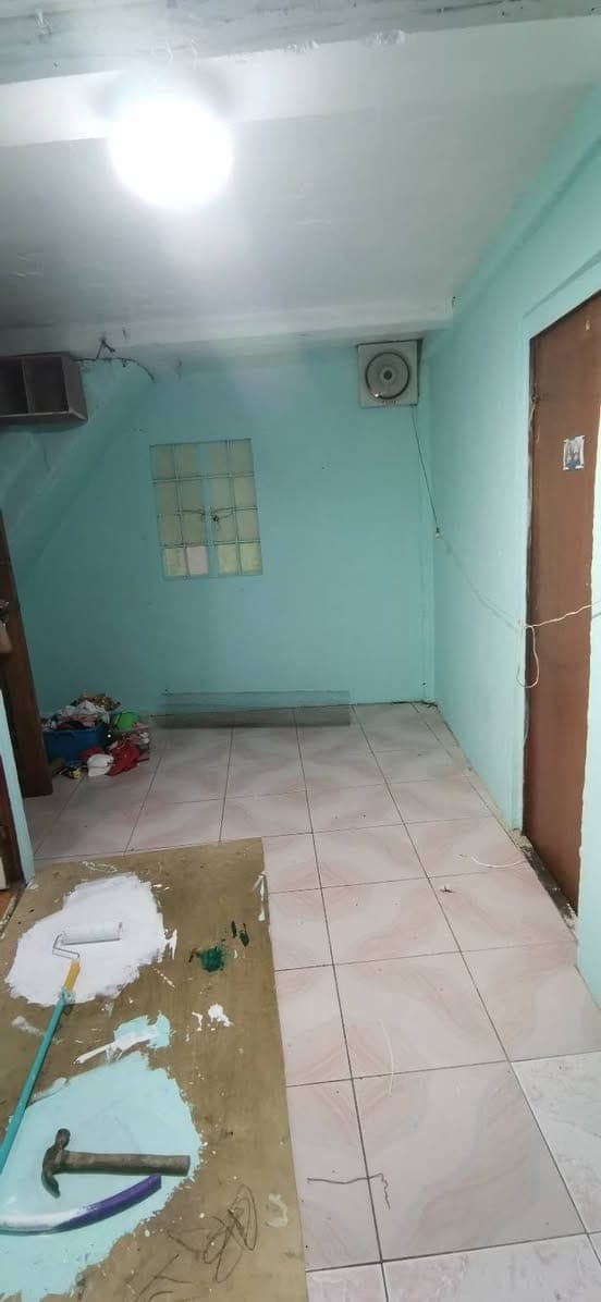 Php9k House for rent ongoing pa ung pagpipintura - photo 1