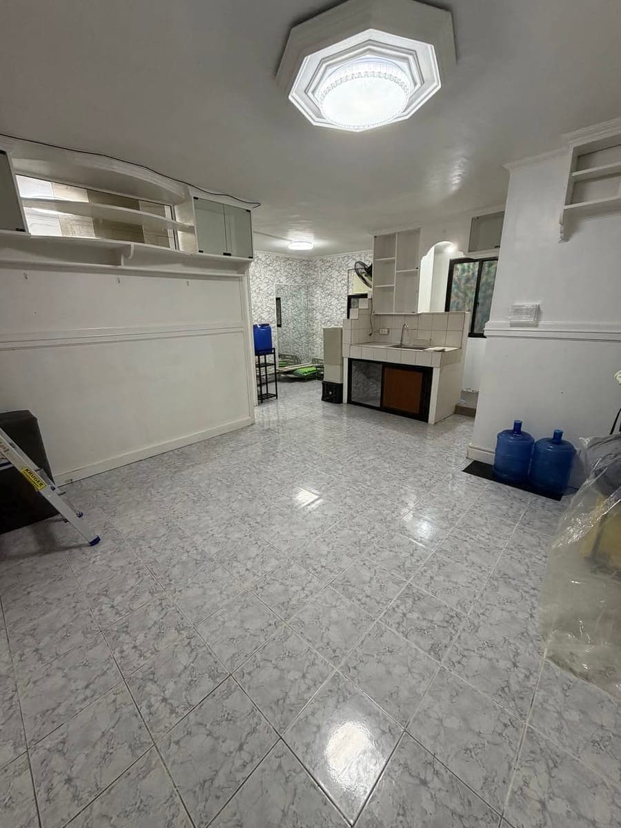🏡 **1BR CONDO FOR RENT + FREE PARKING! 🚗** - photo 3
