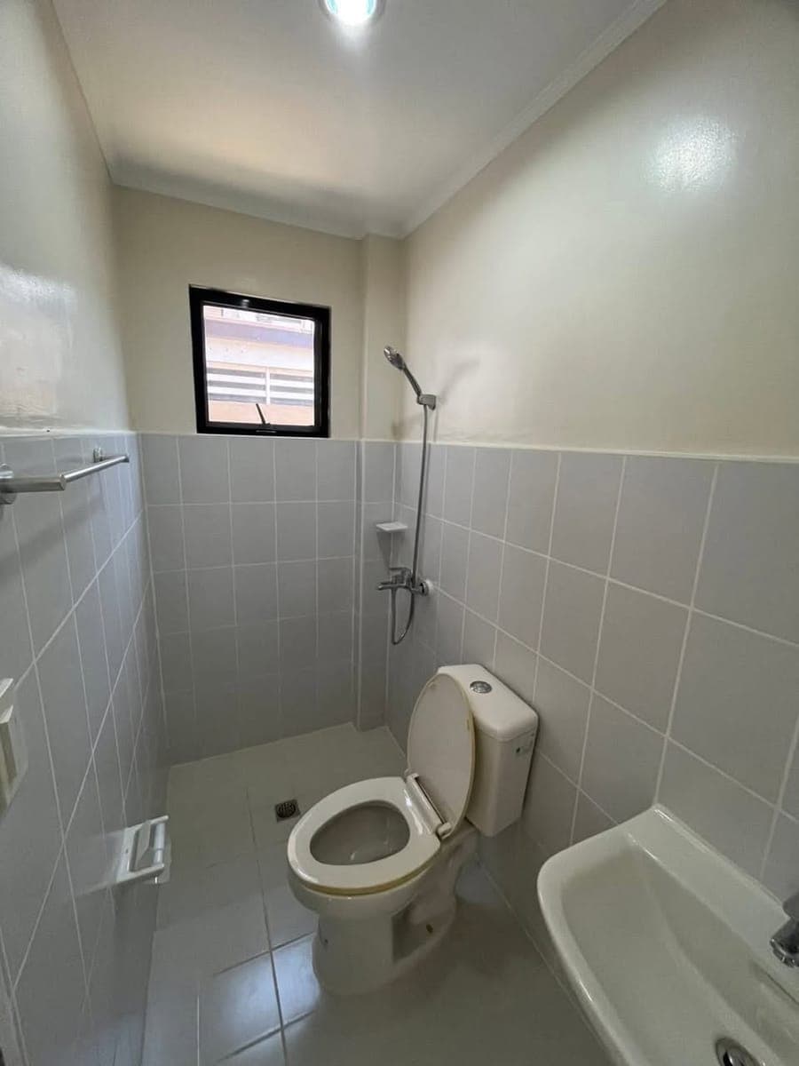 FOR RENT: - photo 4