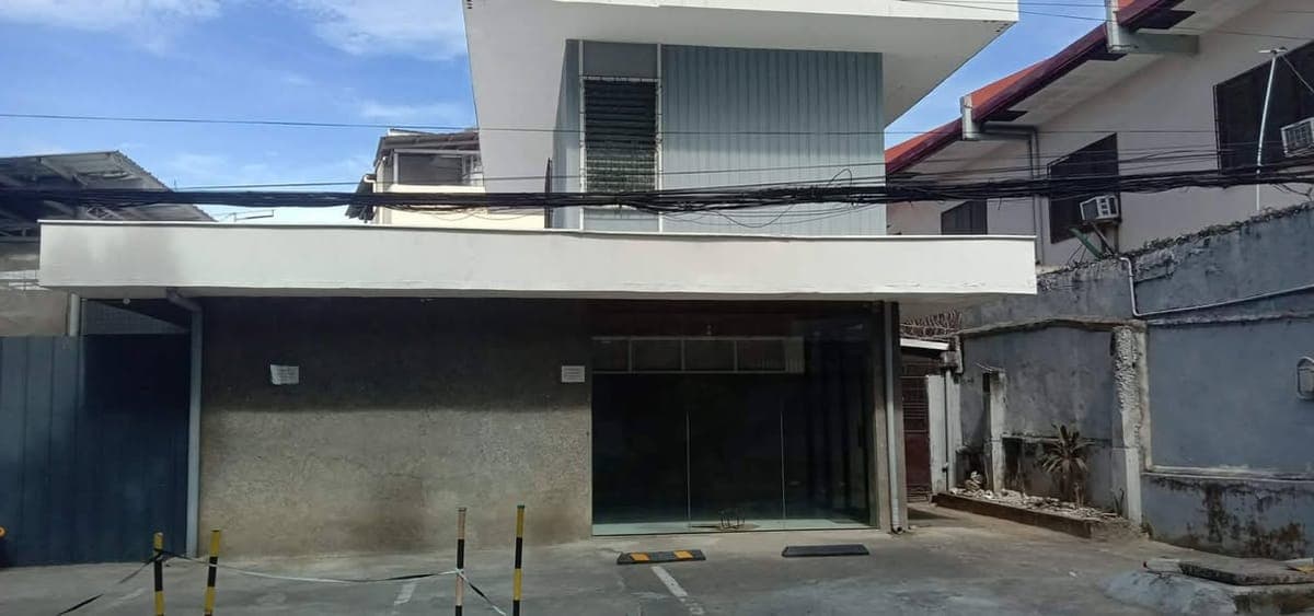 House For Rent in Tisa near biaños pizza - photo 1
