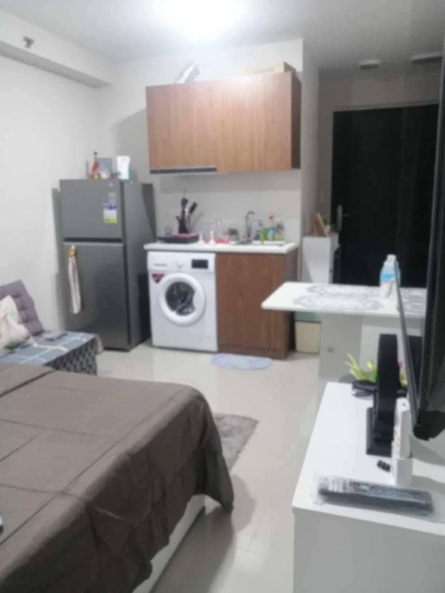 Fully furnished condo unit located in saekyung phase 3 beach road marigondon lapu-lapu city cebu. - photo 2