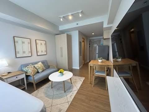 Solinea Tower 4 Fully furnished Studio for RENT Cebu City, Cebu Business Park - photo 1