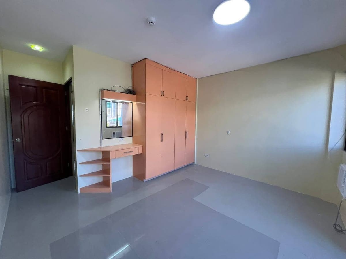HOUSE FOR RENT IN BANILAD - photo 2