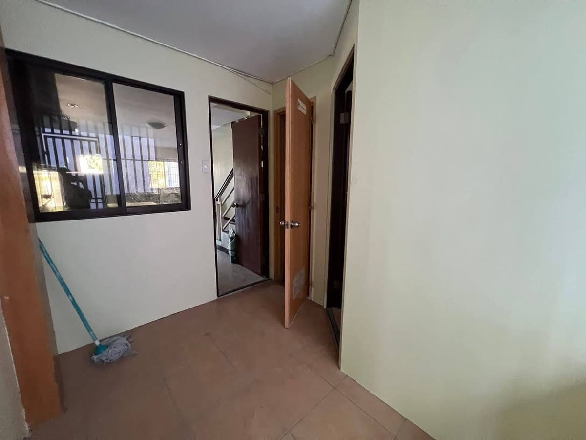 HOUSE FOR RENT IN BANILAD - photo 5