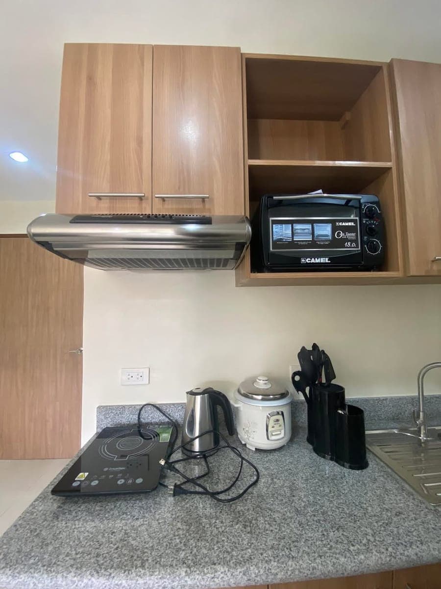 🏡 FOR RENT: 1BR CONDO UNIT 🏡 - photo 1
