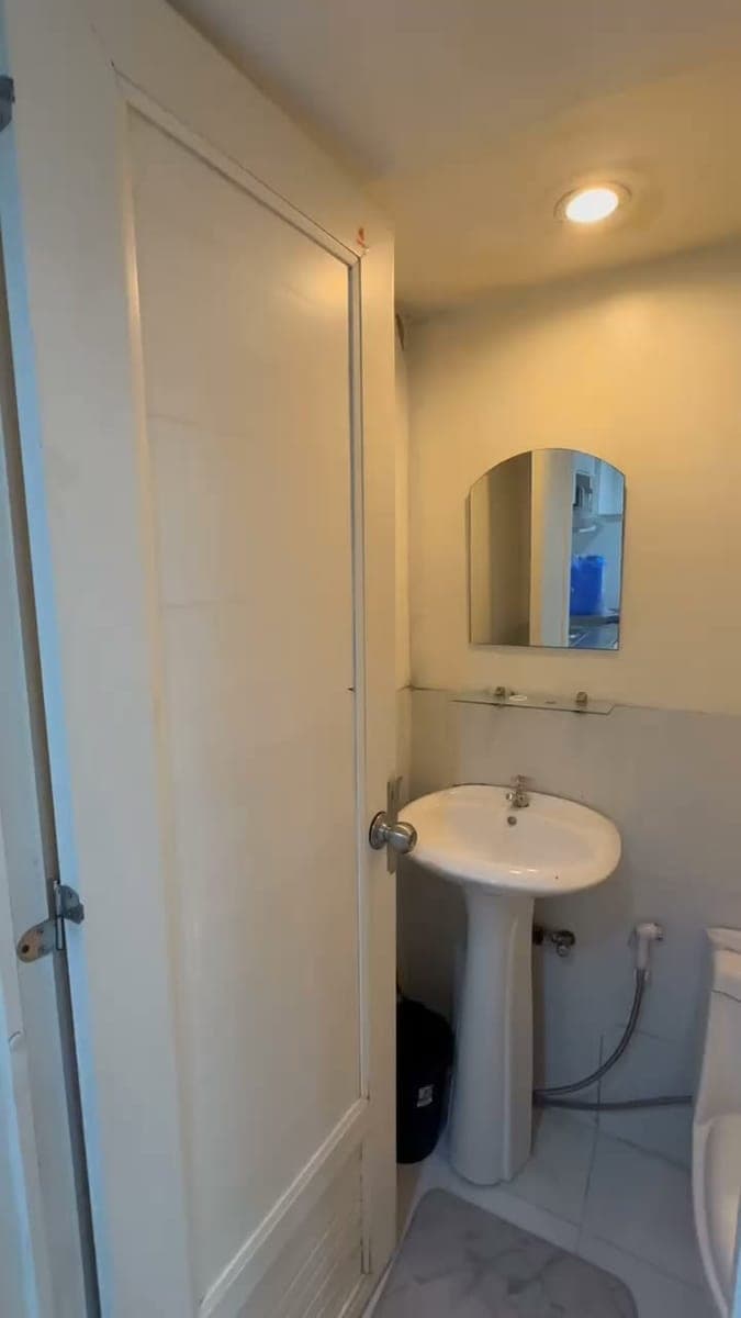 **For rent: Victoria Tower D – 2BR Loft Type ** - photo 2