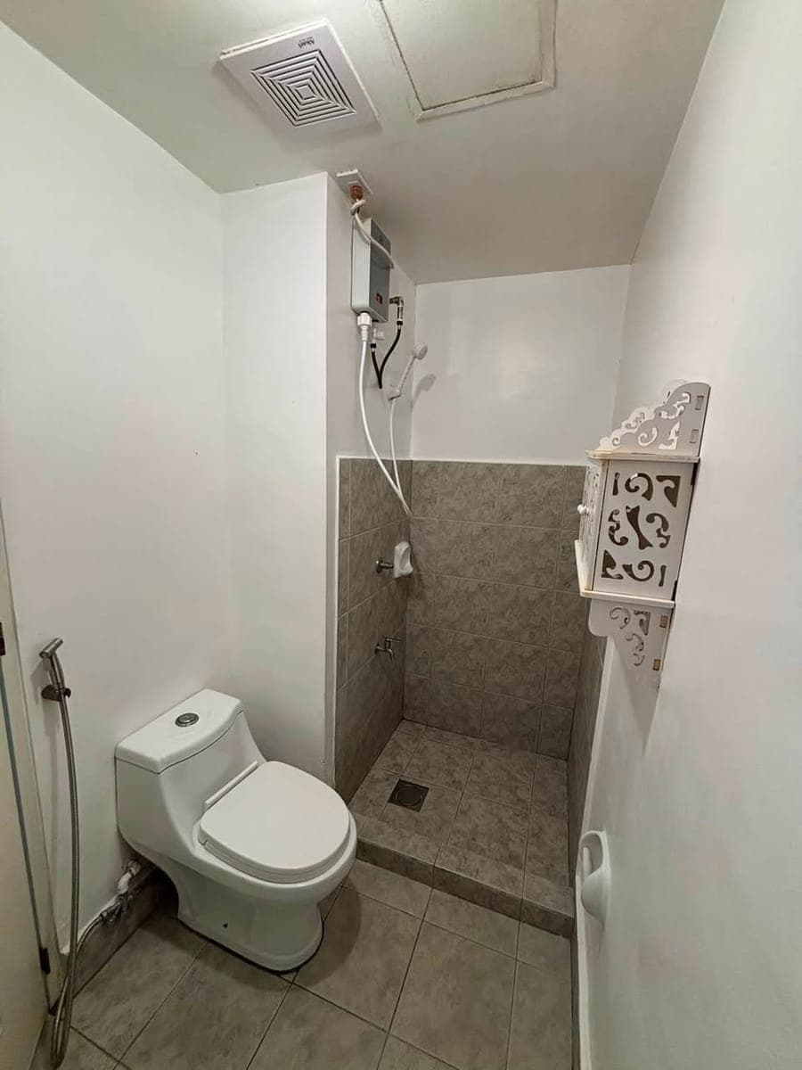1 Bedroom Condo Unit for Rent - photo 5