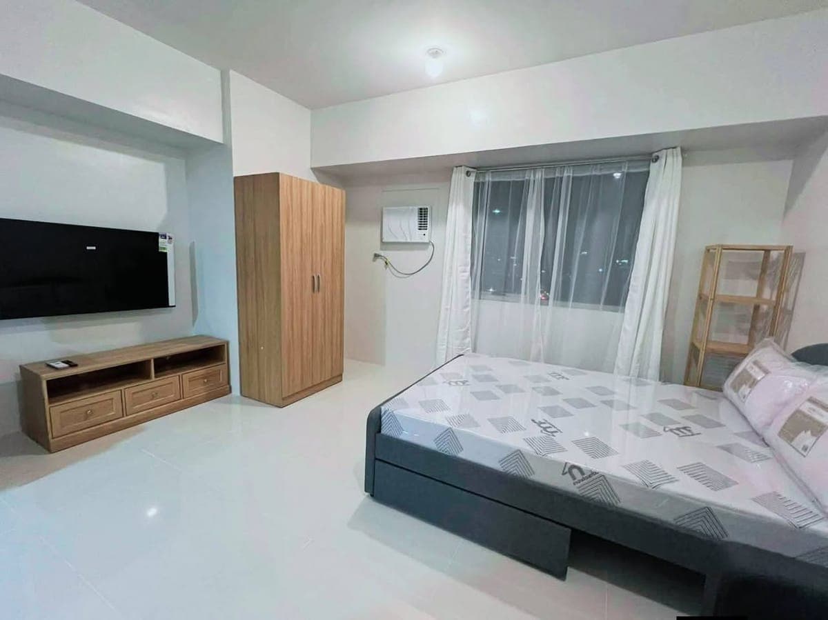 STUDIO Unit at Taft East Gate, Cebu City - photo 2