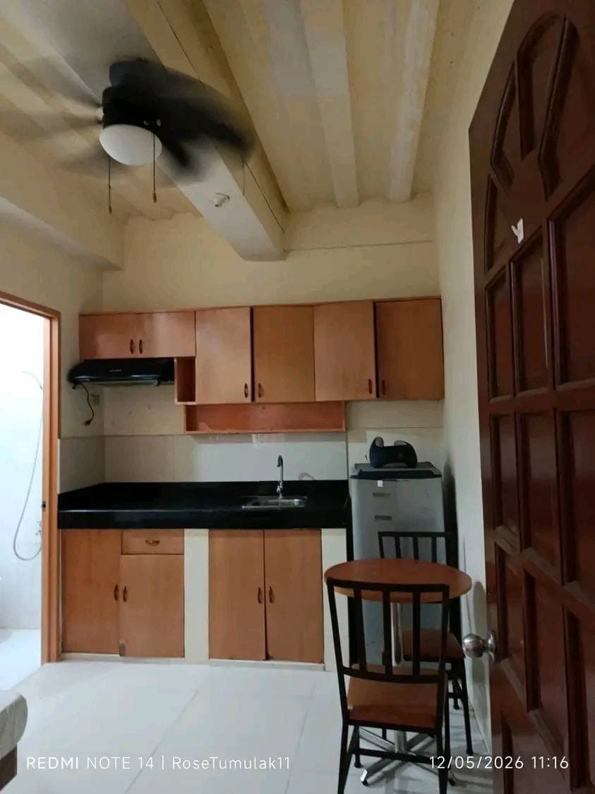 FOR RENT SEMI FURNISHED STUDIO APARTMENT - photo 1