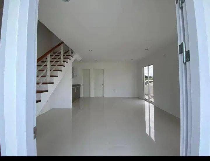 𝐅𝐎𝐑 𝐑𝐄𝐍𝐓: BRAND NEW DIAMOND DUPLEX - photo 5