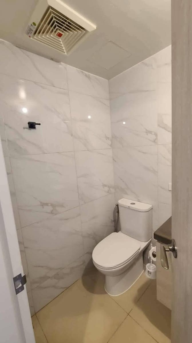 MANDANI BAY SUITES TOWER 2 FOR SALE/RENT - photo 5