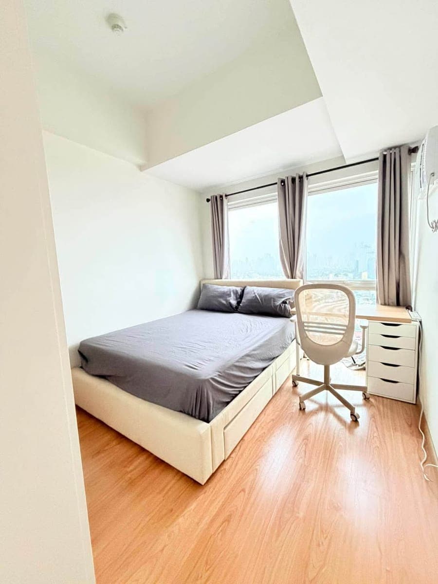FOR LEASE! - photo 2