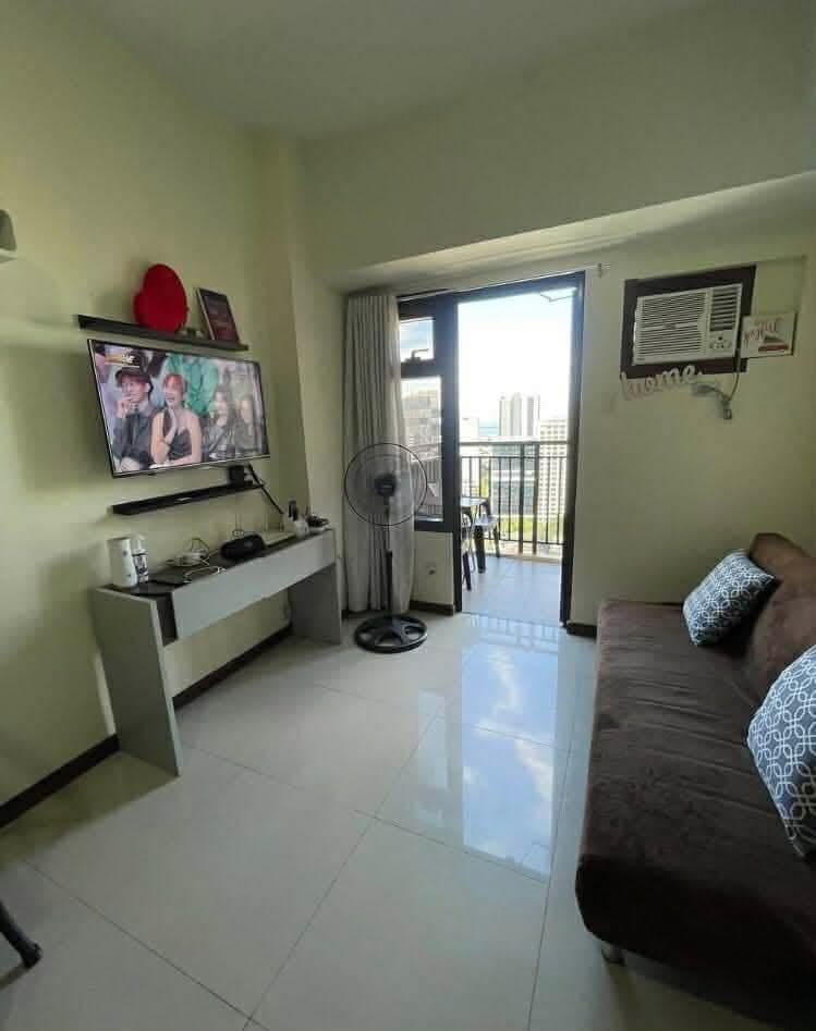 🌆 Still Available 1BR with Balcony + Parking at Azalea Place, Cebu City 🌆 - photo 2
